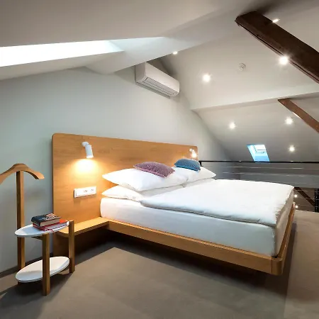 Tri Knizata Hotel Jihlava