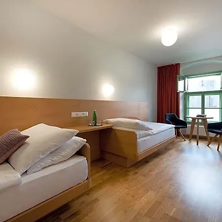 Hotel Tři Knížata 4*